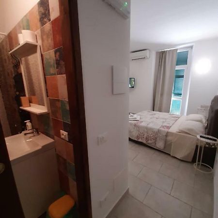 Casa Chicca Hotel Специя Екстериор снимка