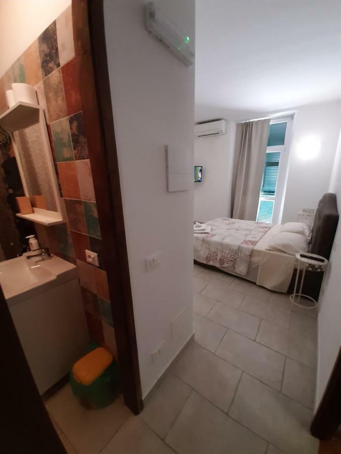 Casa Chicca Hotel Специя Екстериор снимка