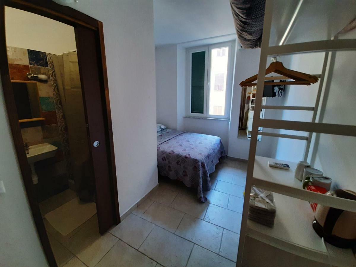 Casa Chicca Hotel Специя Екстериор снимка